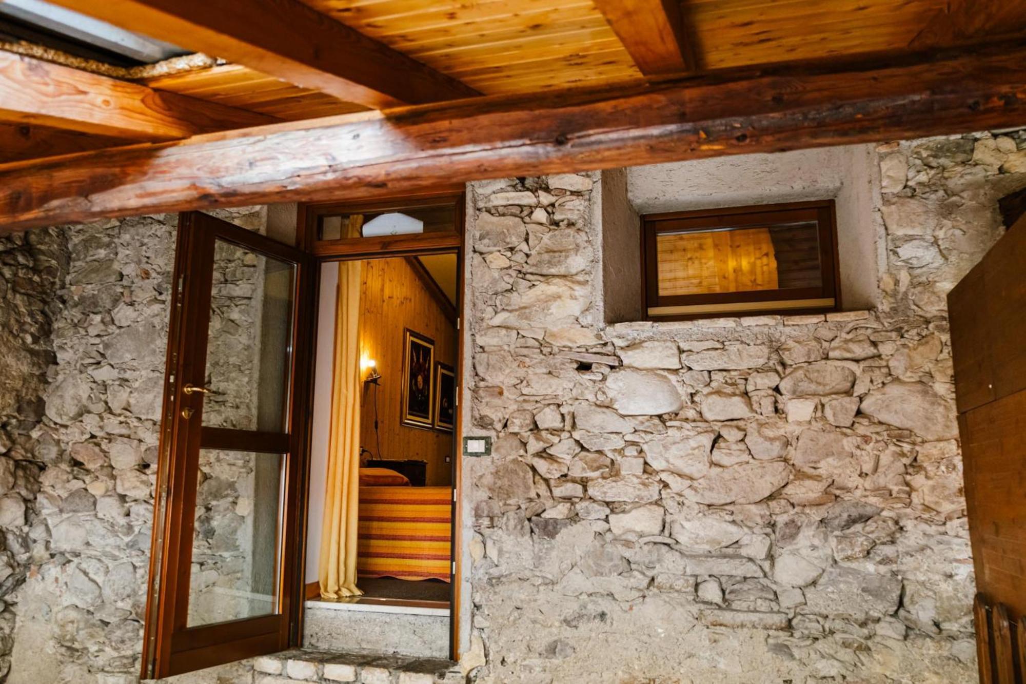 Cozy Castello Apartment Manerba del Garda Exterior photo
